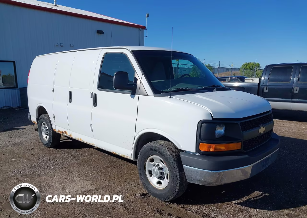 2013 Chevrolet Express G2500 VIN:1GCWGFBA2D1155356 - 1