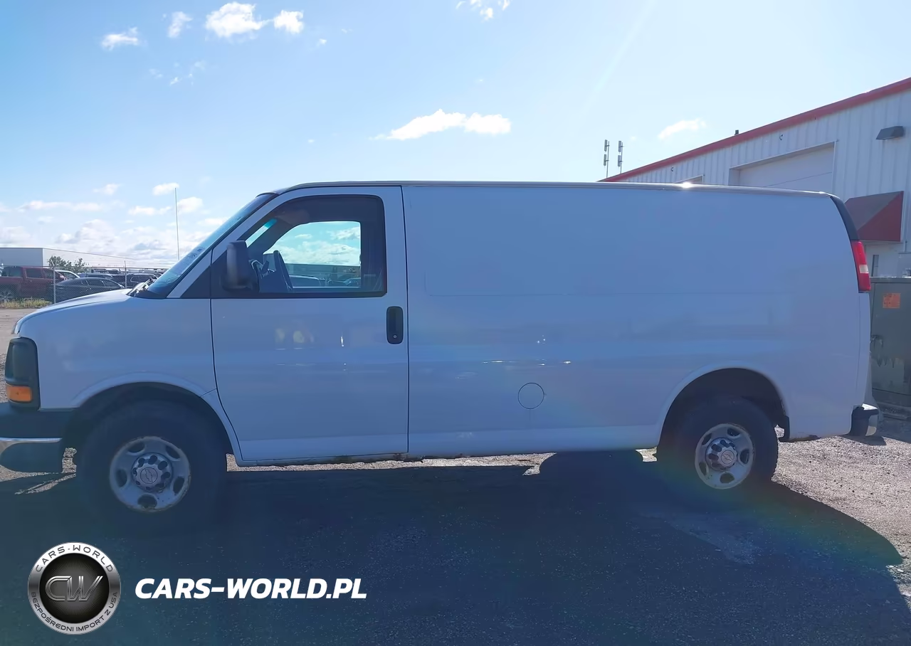 2013 Chevrolet Express G2500 VIN:1GCWGFBA2D1155356 - 14
