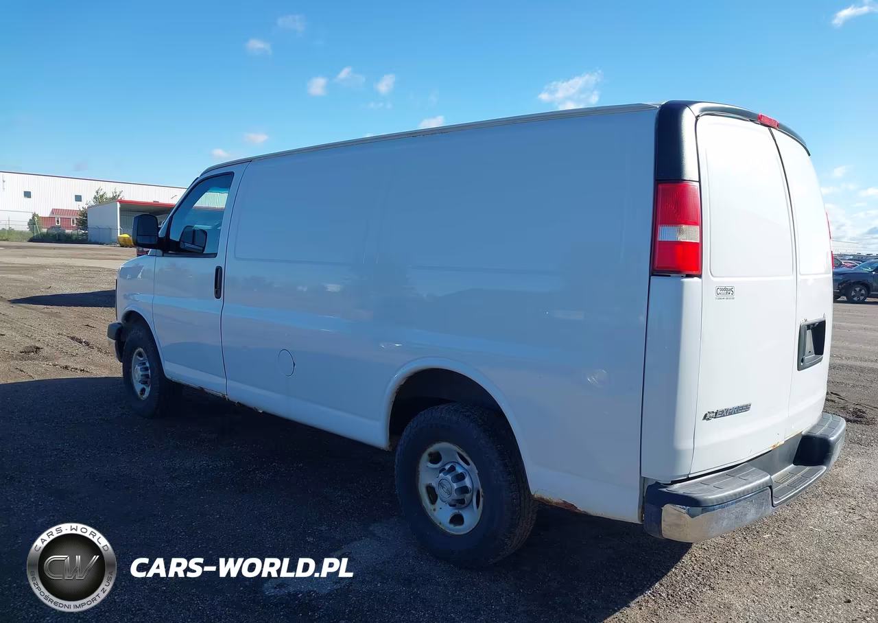 2013 Chevrolet Express G2500 VIN:1GCWGFBA2D1155356 - 3