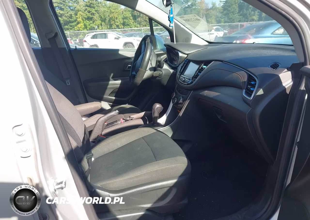 2017 Chevrolet Trax Ls VIN:KL7CJKSB5HB224088 - 5