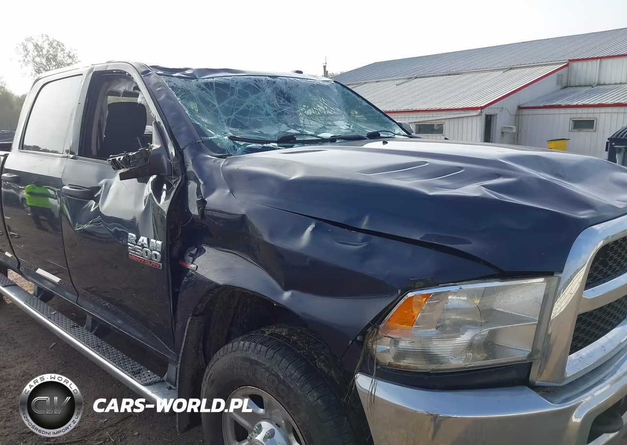 2015 Ram 2500 Tradesman VIN:3C6UR5HL2FG529710 - 6