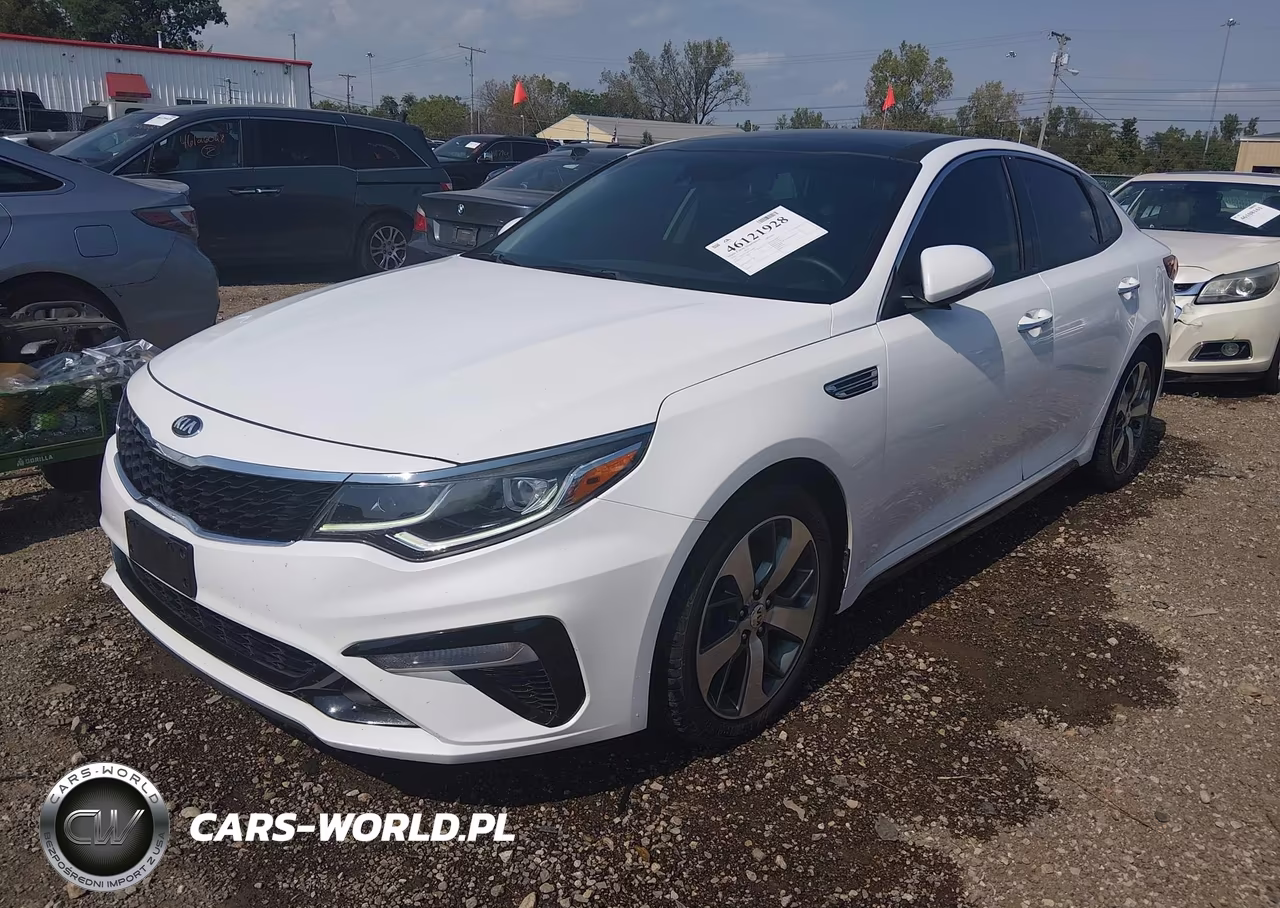 2019 Kia Optima S VIN:5XXGT4L35KG365889 - 2