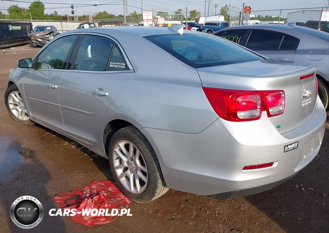 2015 Chevrolet Malibu 1Lt VIN:1G11C5SL6FF354555 - 3