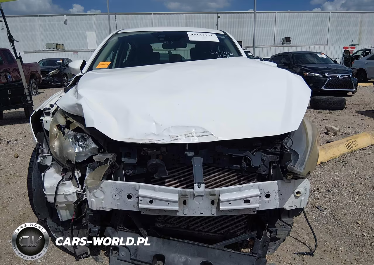 2018 Toyota Yaris Ia VIN:3MYDLBYV2JY308283 - 13