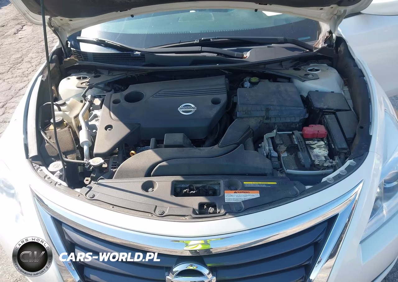 2015 Nissan Altima 2.5 S VIN:1N4AL3AP7FN350283 - 10