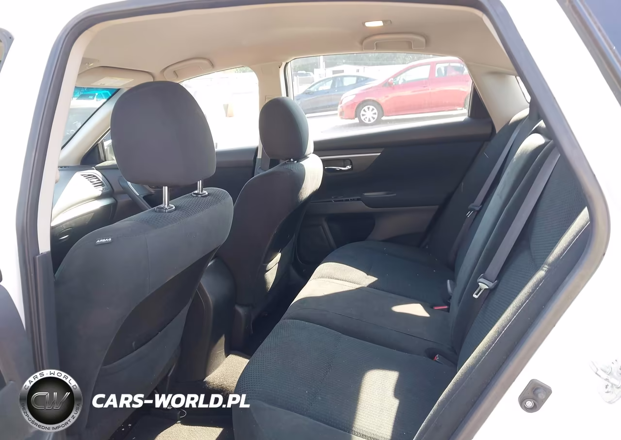 2015 Nissan Altima 2.5 S VIN:1N4AL3AP7FN350283 - 8