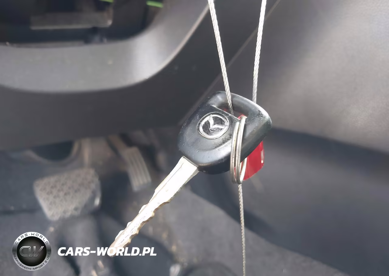 2011 Mazda Mazda3 I Sport VIN:JM1BL1UF4B1379344 - 11