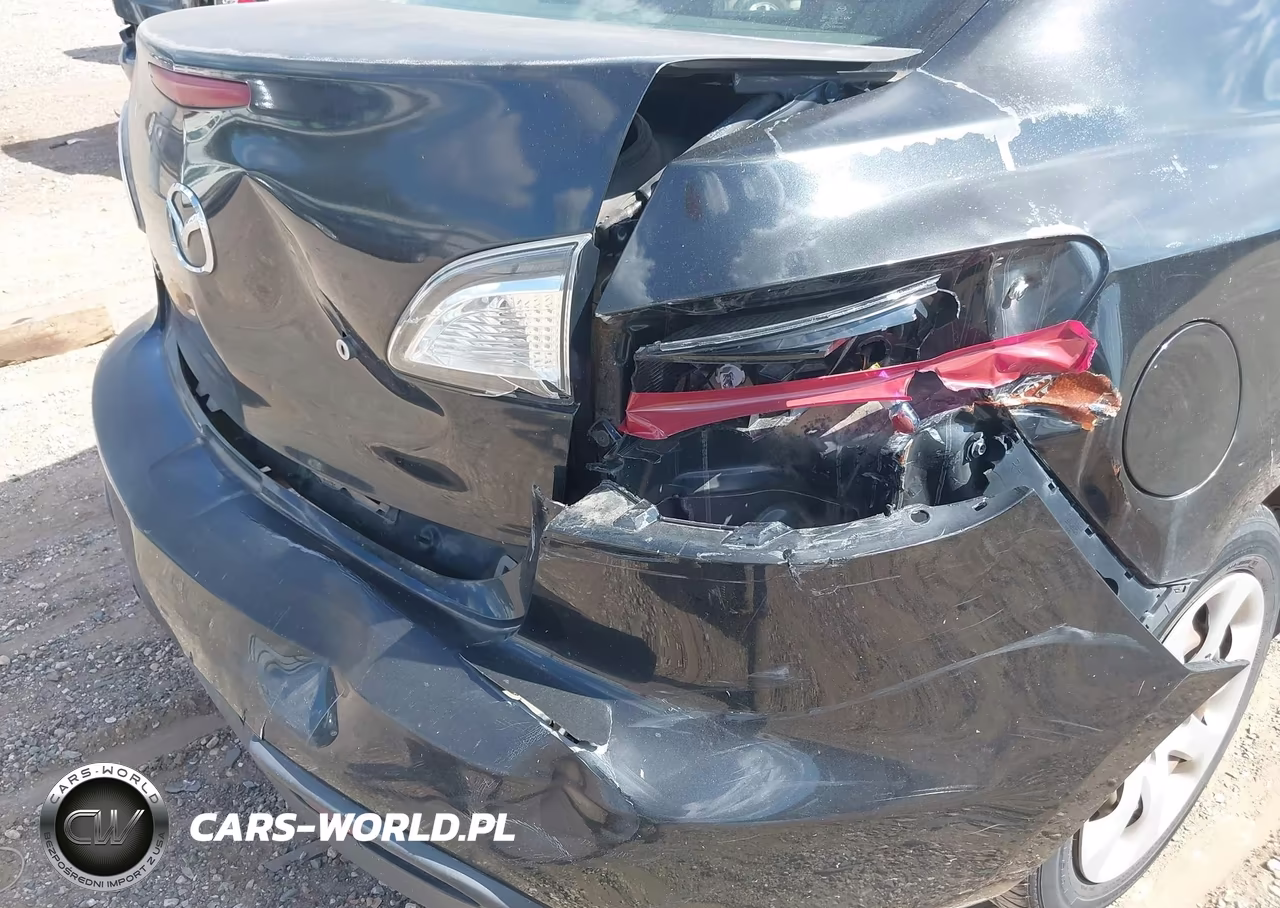 2011 Mazda Mazda3 I Sport VIN:JM1BL1UF4B1379344 - 6