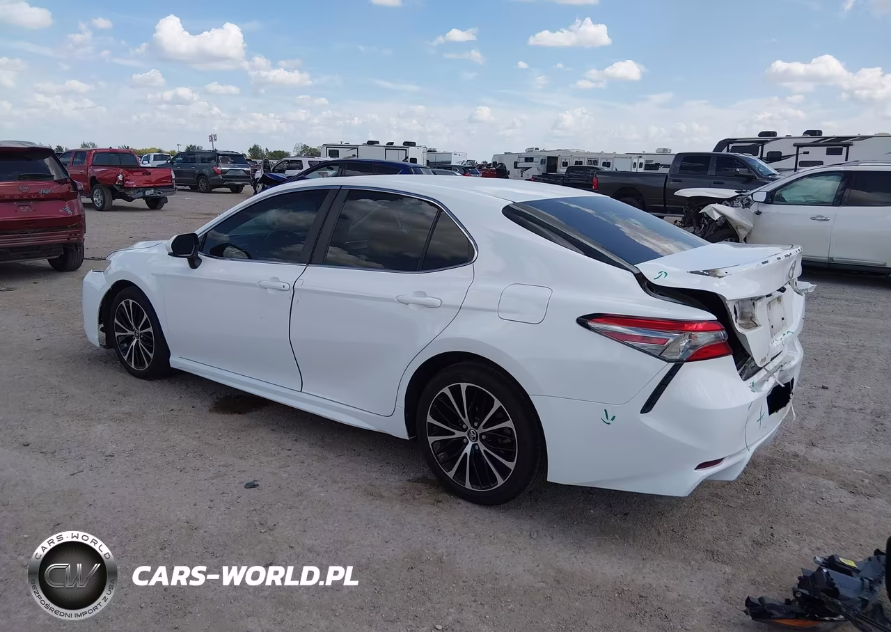 2018 Toyota Camry Se VIN:4T1B11HK5JU641474 - 3