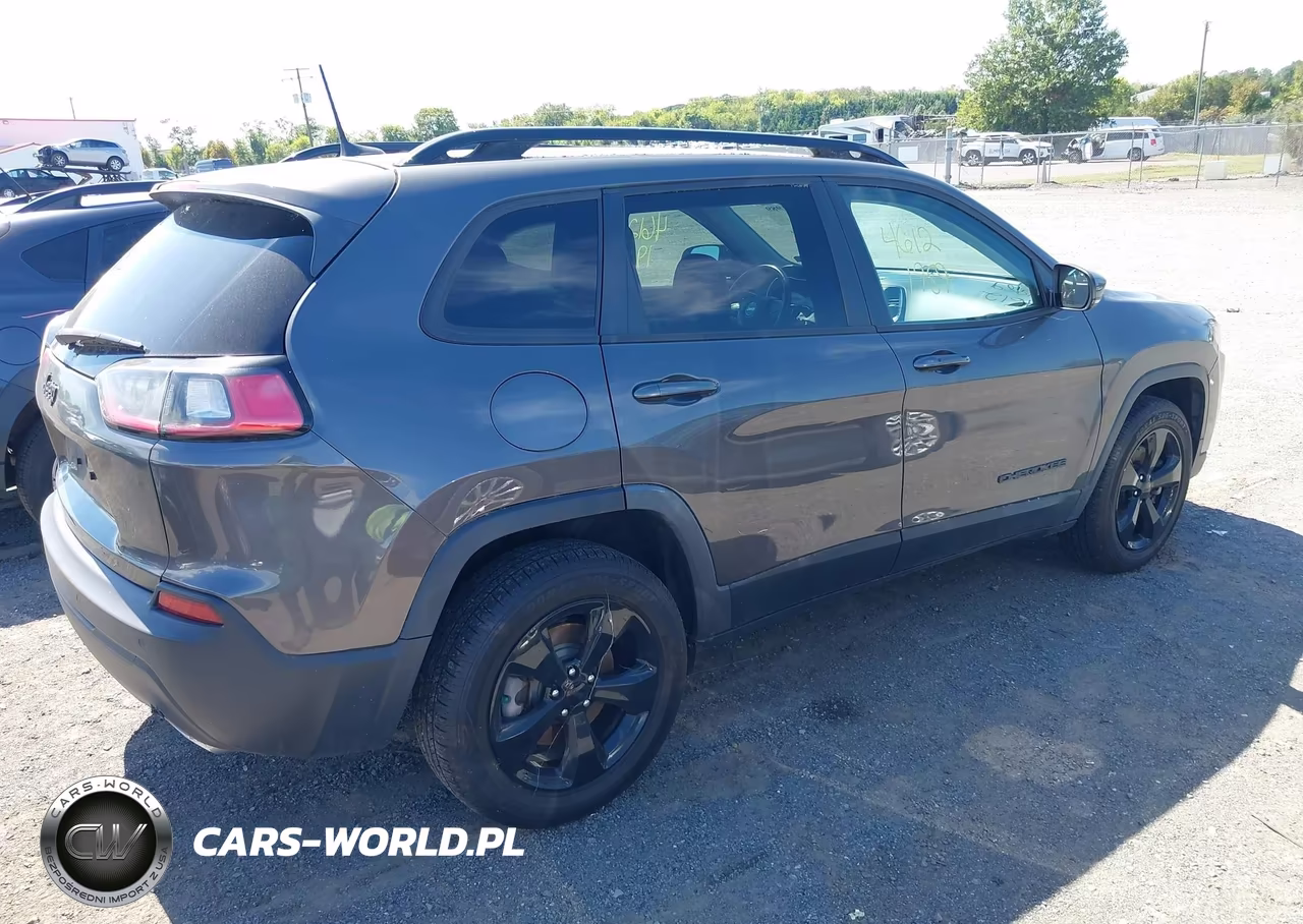 2020 Jeep Cherokee Altitude 4X4 VIN:1C4PJMLX6LD548240 - 4