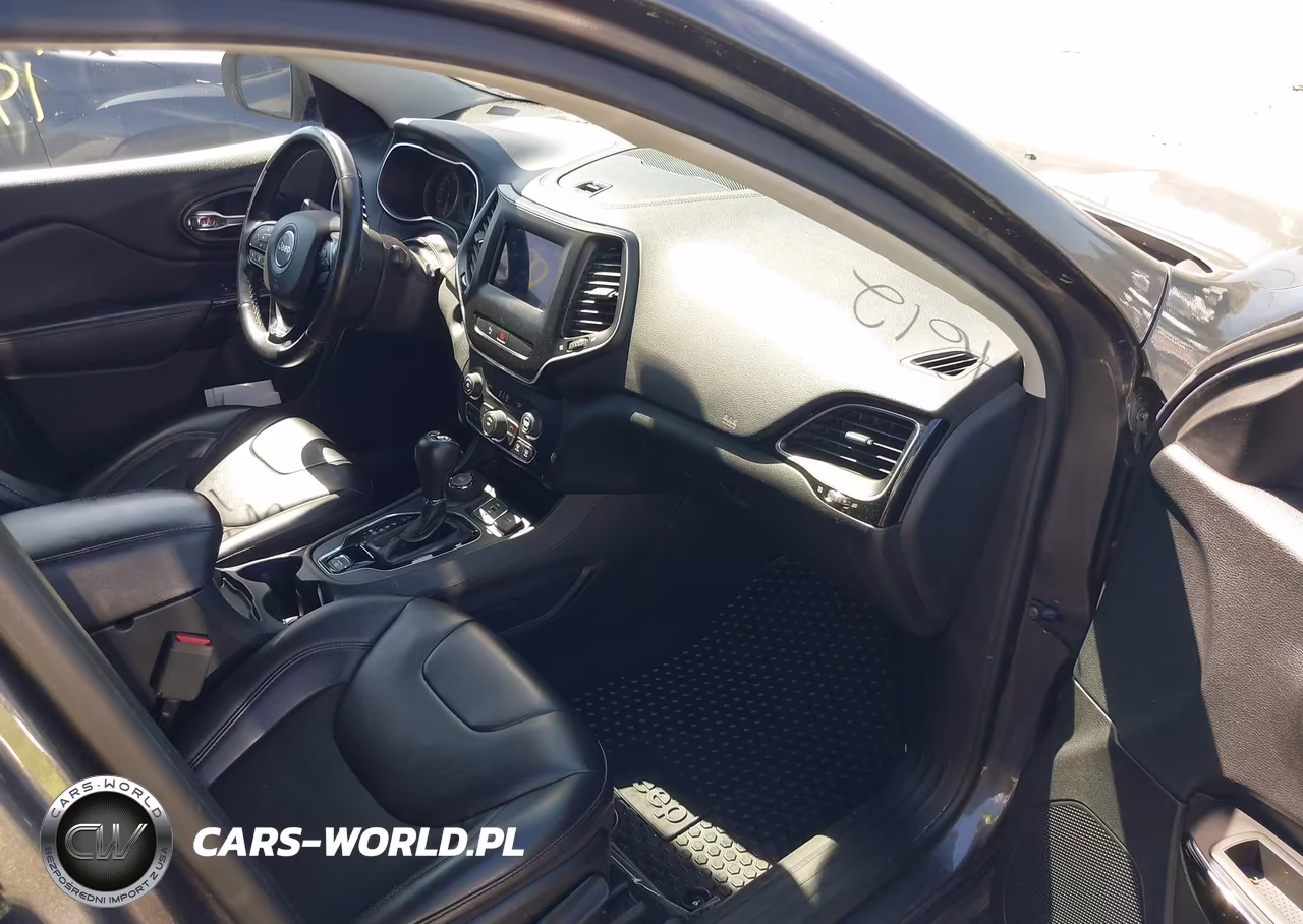 2020 Jeep Cherokee Altitude 4X4 VIN:1C4PJMLX6LD548240 - 5