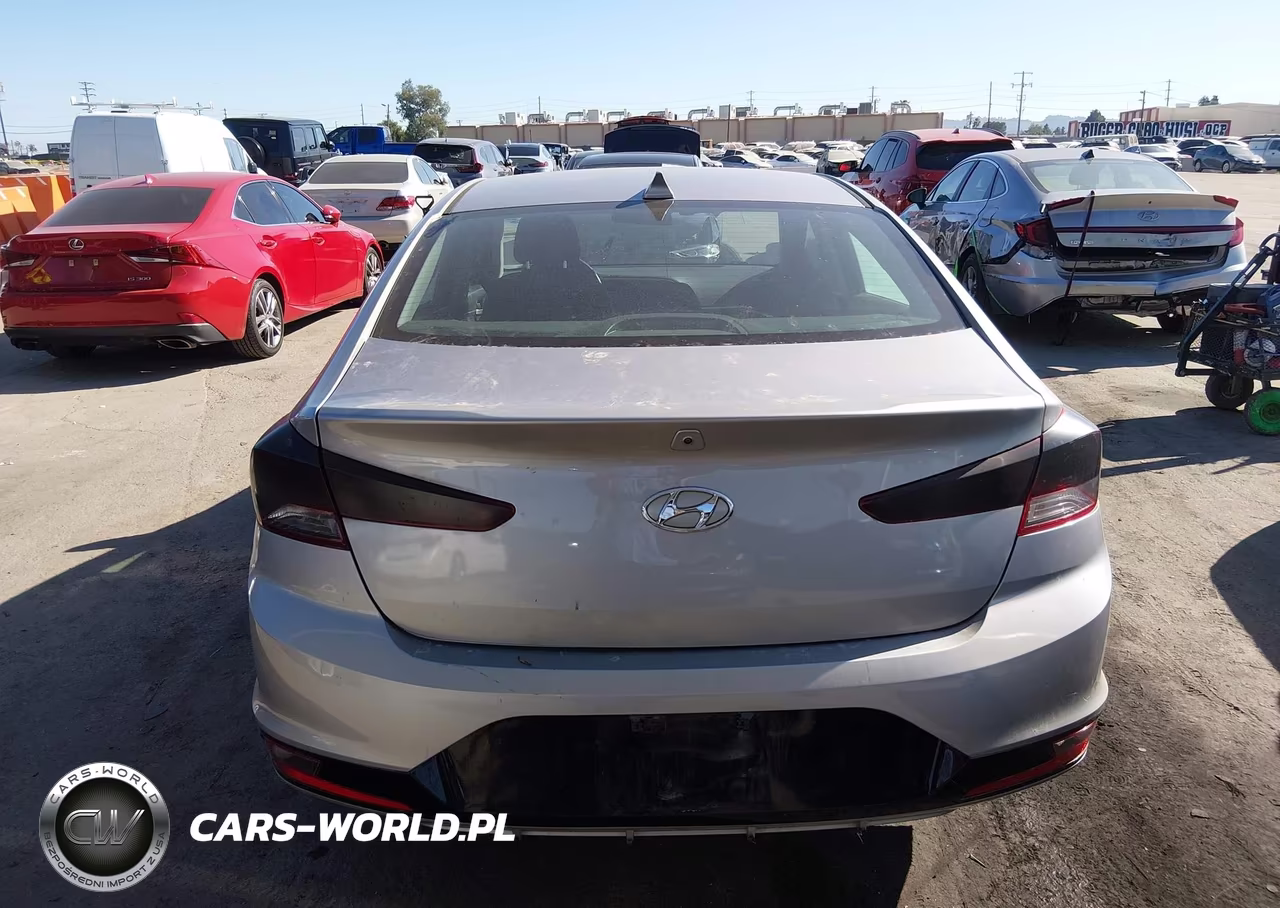 2020 Hyundai Elantra Sel VIN:5NPD84LF5LH577826 - 16