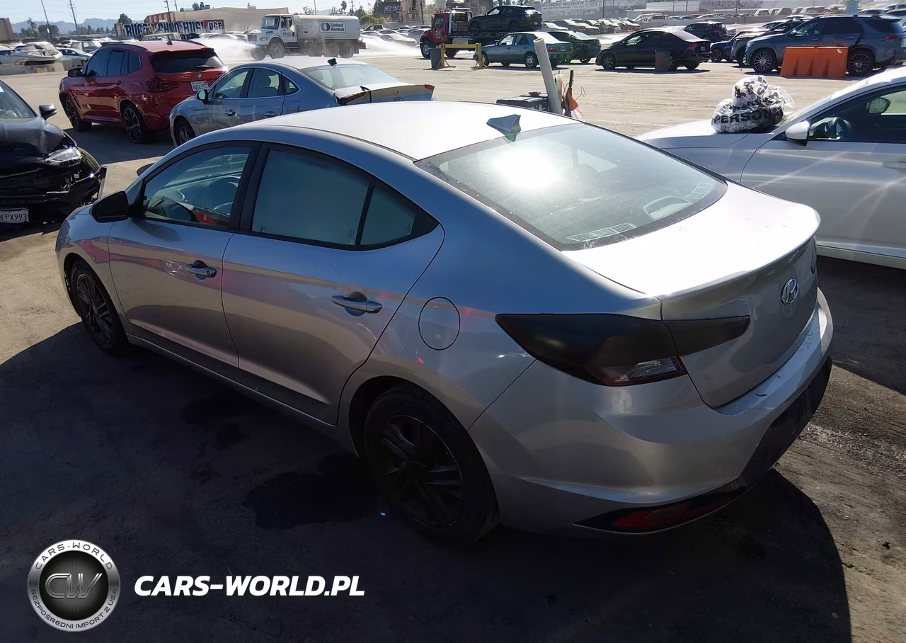 2020 Hyundai Elantra Sel VIN:5NPD84LF5LH577826 - 3