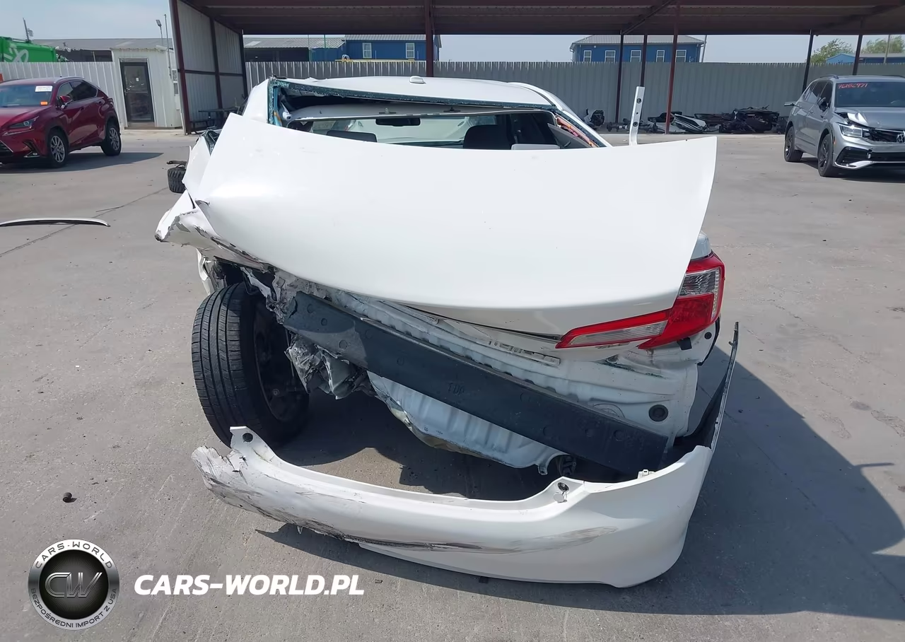 2014 Toyota Camry Xle VIN:4T1BF1FK0EU861504 - 16