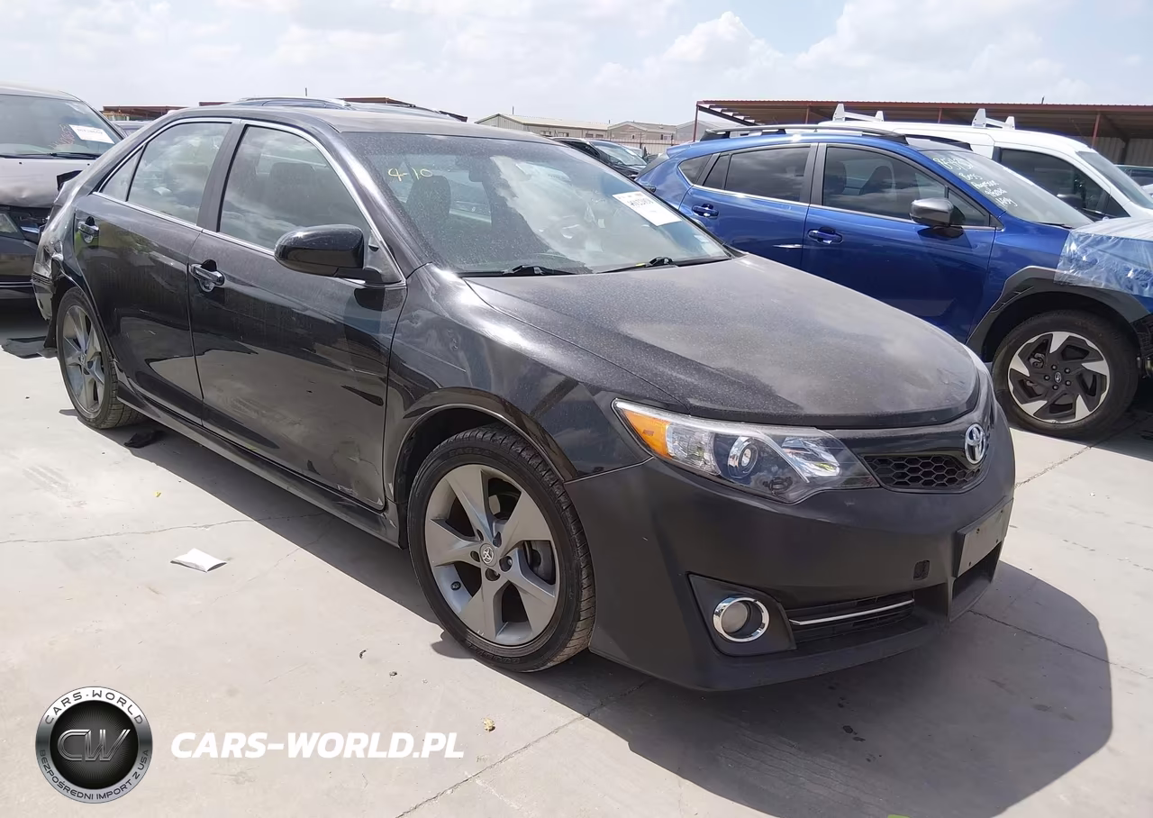 2012 Toyota Camry Se Limited Edition – zdjęcie 1 z 16