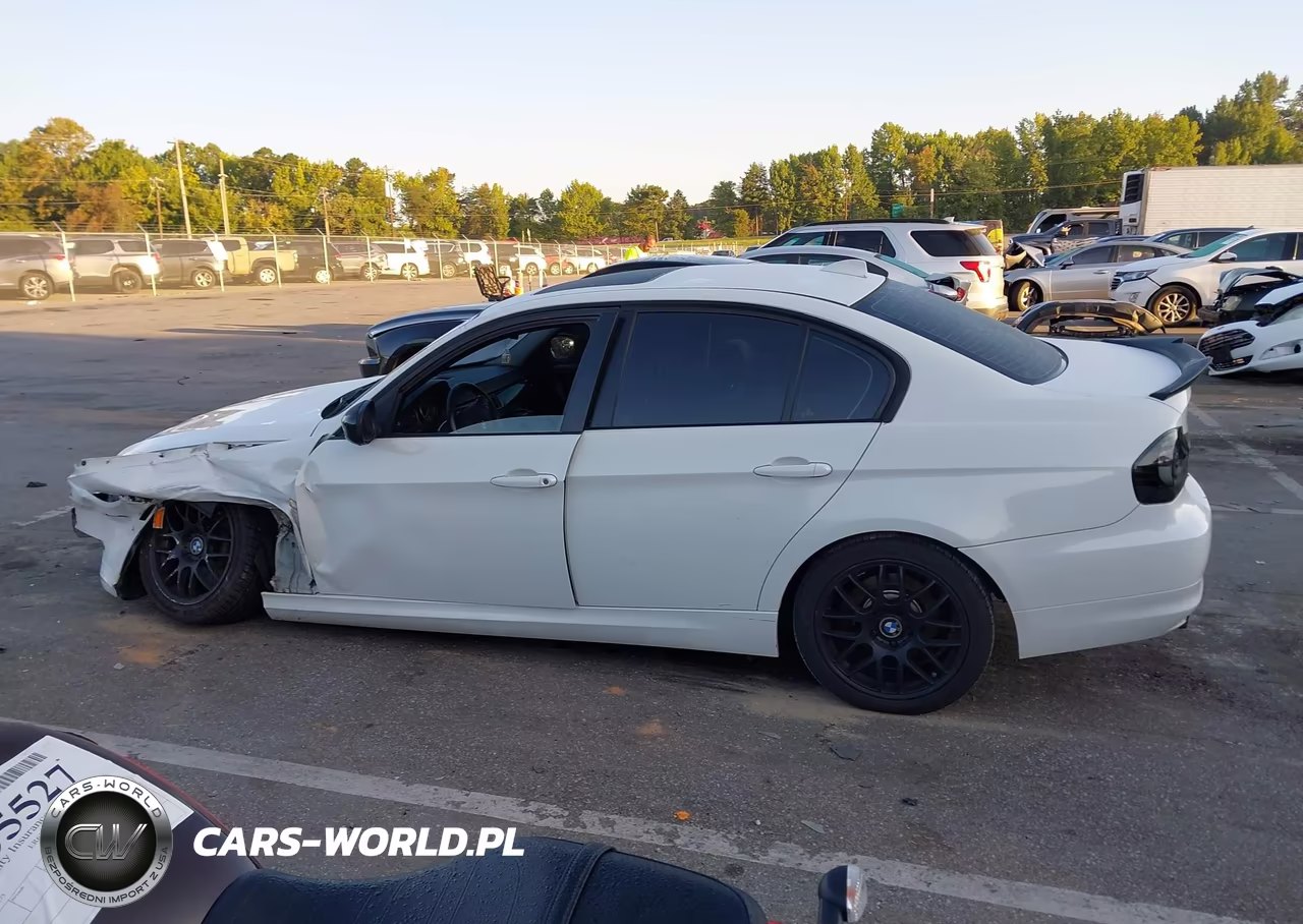 2011 BMW 328I xDrive VIN:WBAPK7C57BF085909 - 14