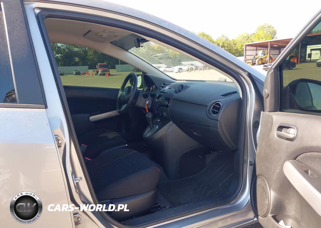 2011 Mazda Mazda2 Touring VIN:JM1DE1HY7B0126698 - 5