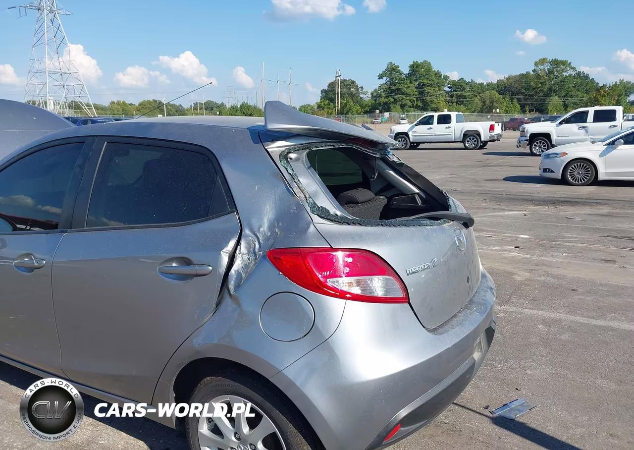 2011 Mazda Mazda2 Touring VIN:JM1DE1HY7B0126698 - 6