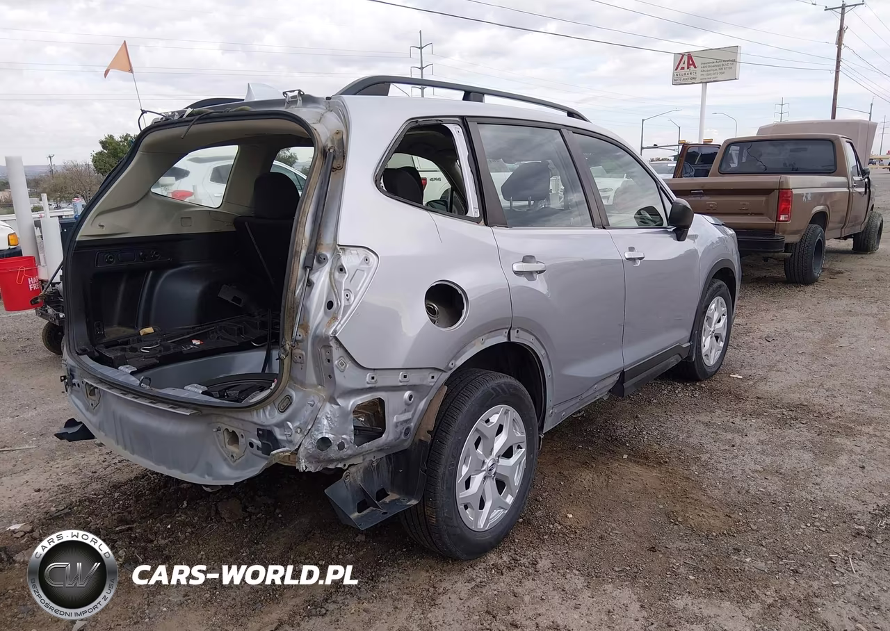2019 Subaru Forester VIN:JF2SKACC1KH595395 - 4