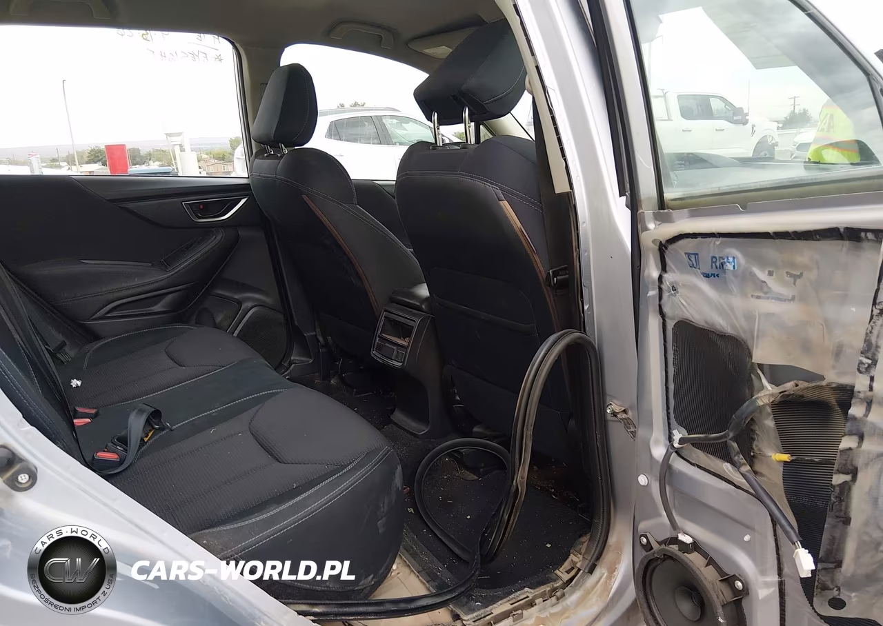 2019 Subaru Forester VIN:JF2SKACC1KH595395 - 8