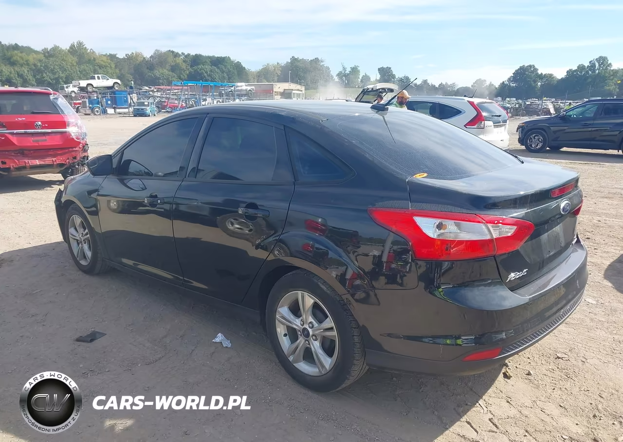 2013 Ford Focus Se VIN:1FADP3F27DL294739 - 3
