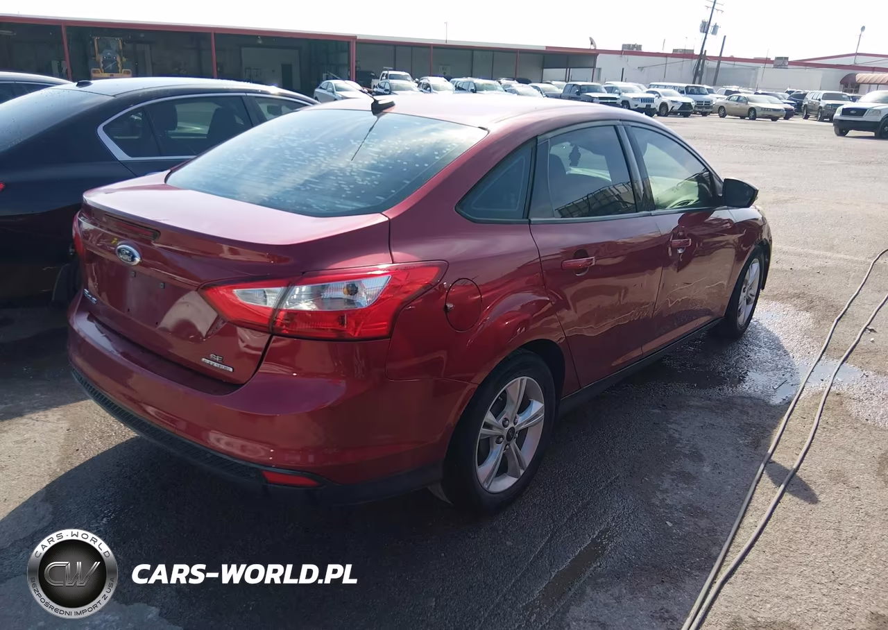 2013 Ford Focus Se VIN:1FADP3F2XDL318919 - 4