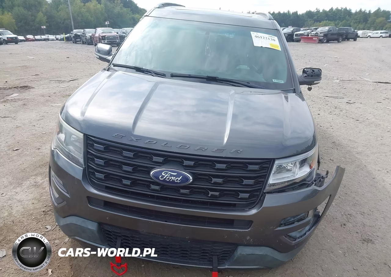 2016 Ford Explorer Sport VIN:1FM5K8GTXGGC19107 - 12