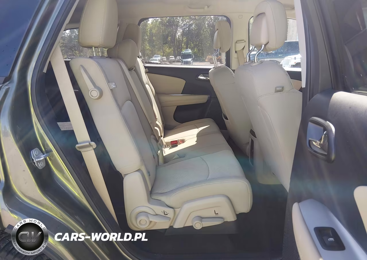 2018 Dodge Journey Se VIN:3C4PDCAB9JT526006 - 8