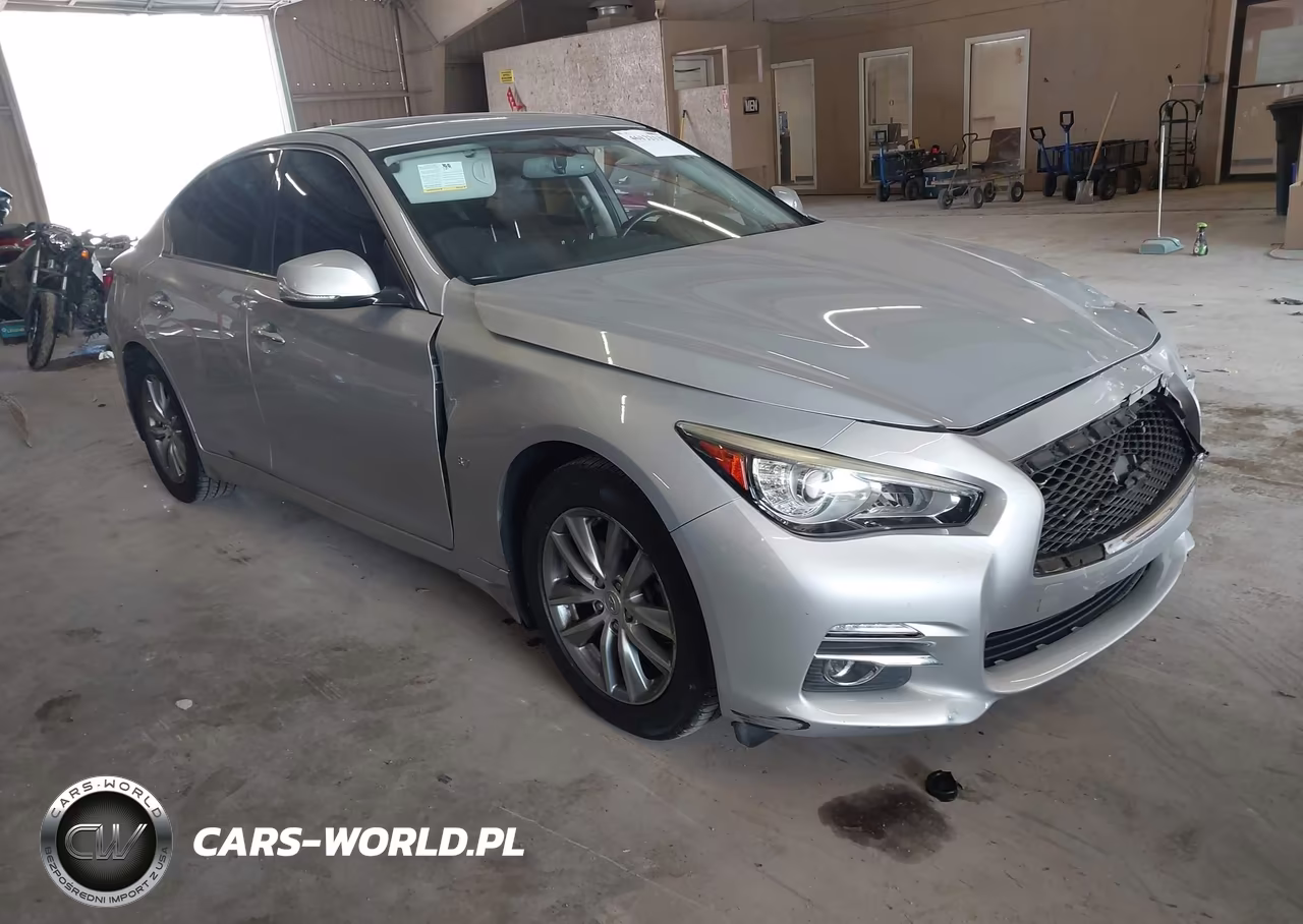 2015 Infiniti Q50 Premium