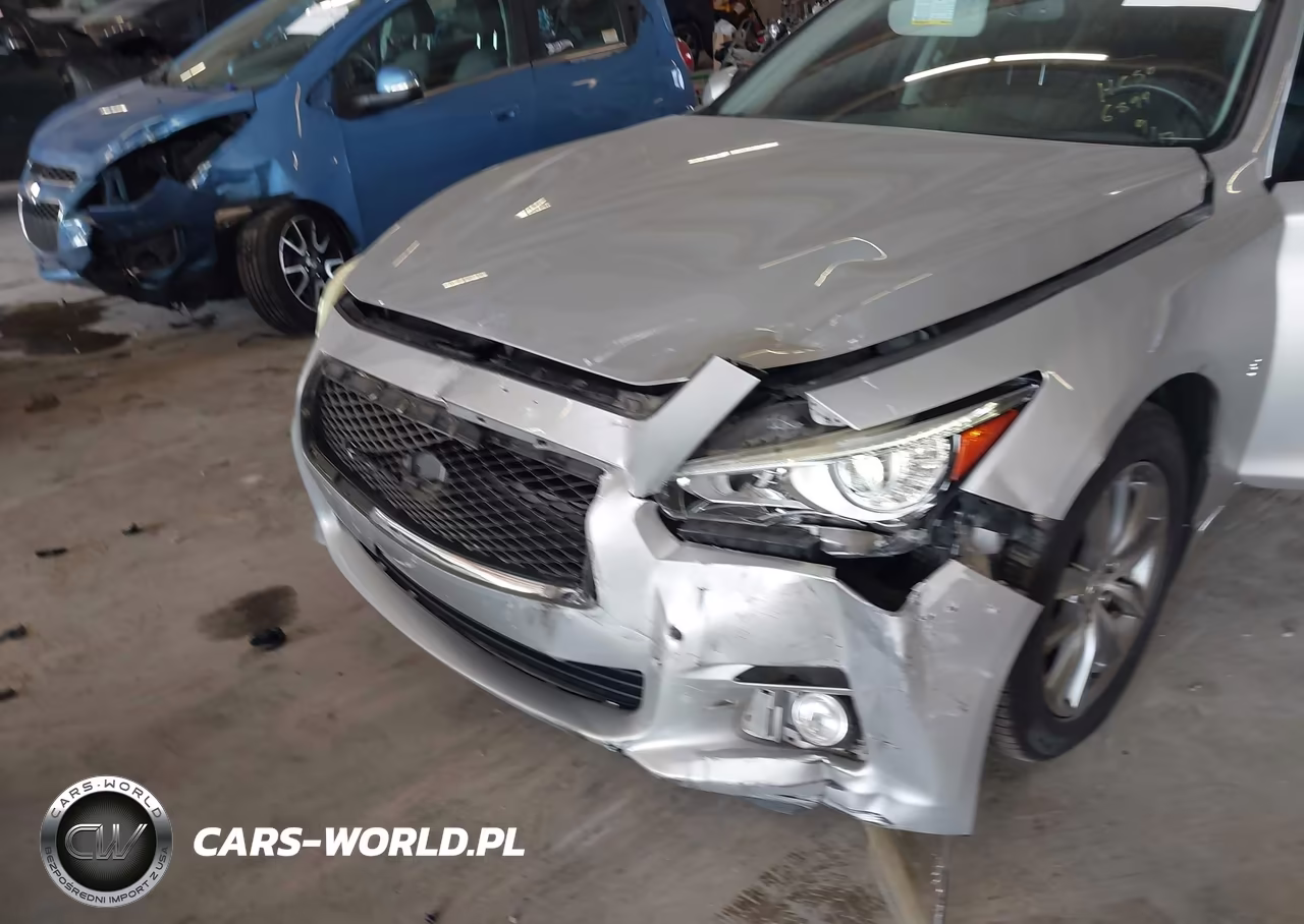 2015 Infiniti Q50 Premium VIN:JN1BV7AR5FM404576 - 6