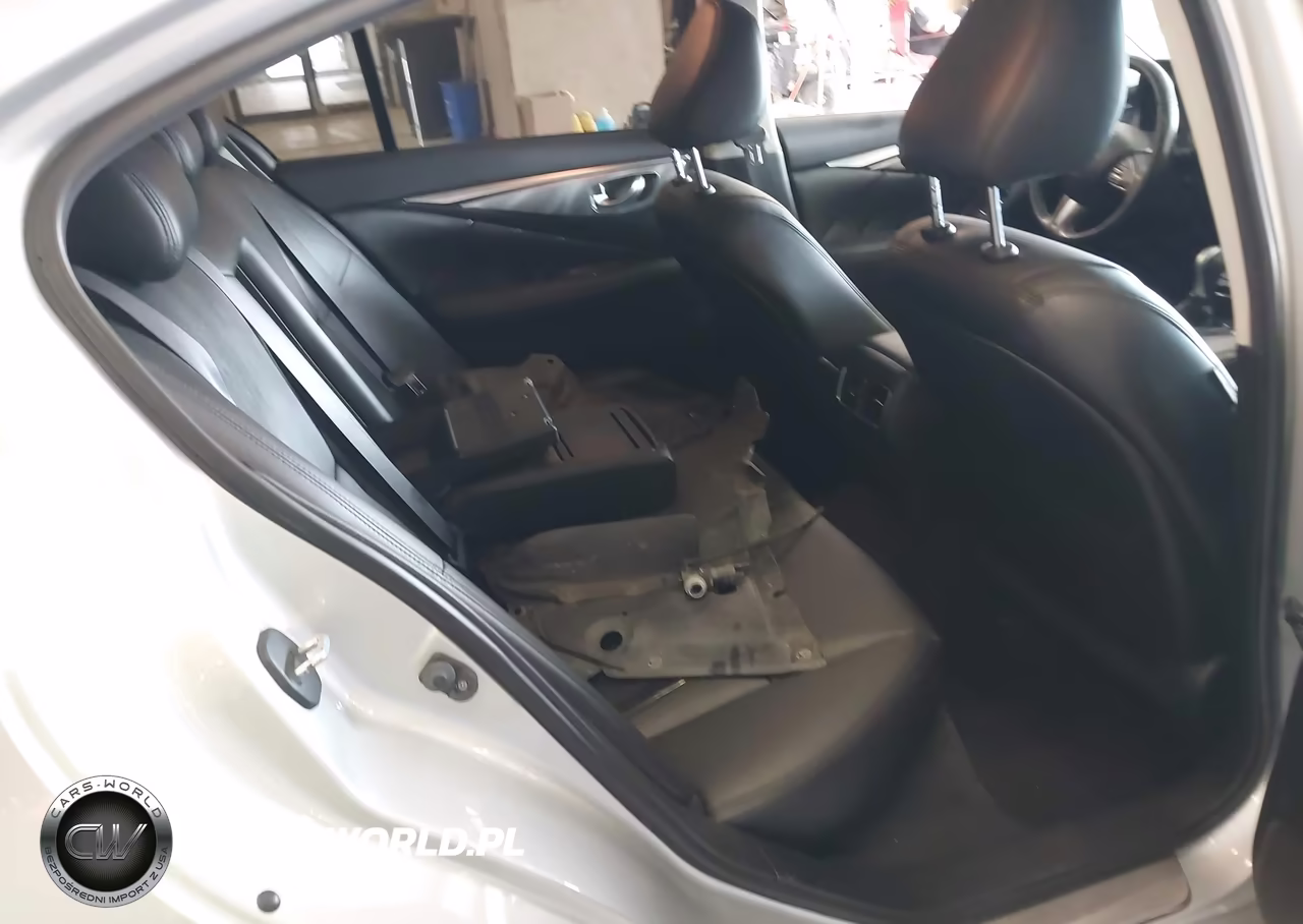 2015 Infiniti Q50 Premium VIN:JN1BV7AR5FM404576 - 8