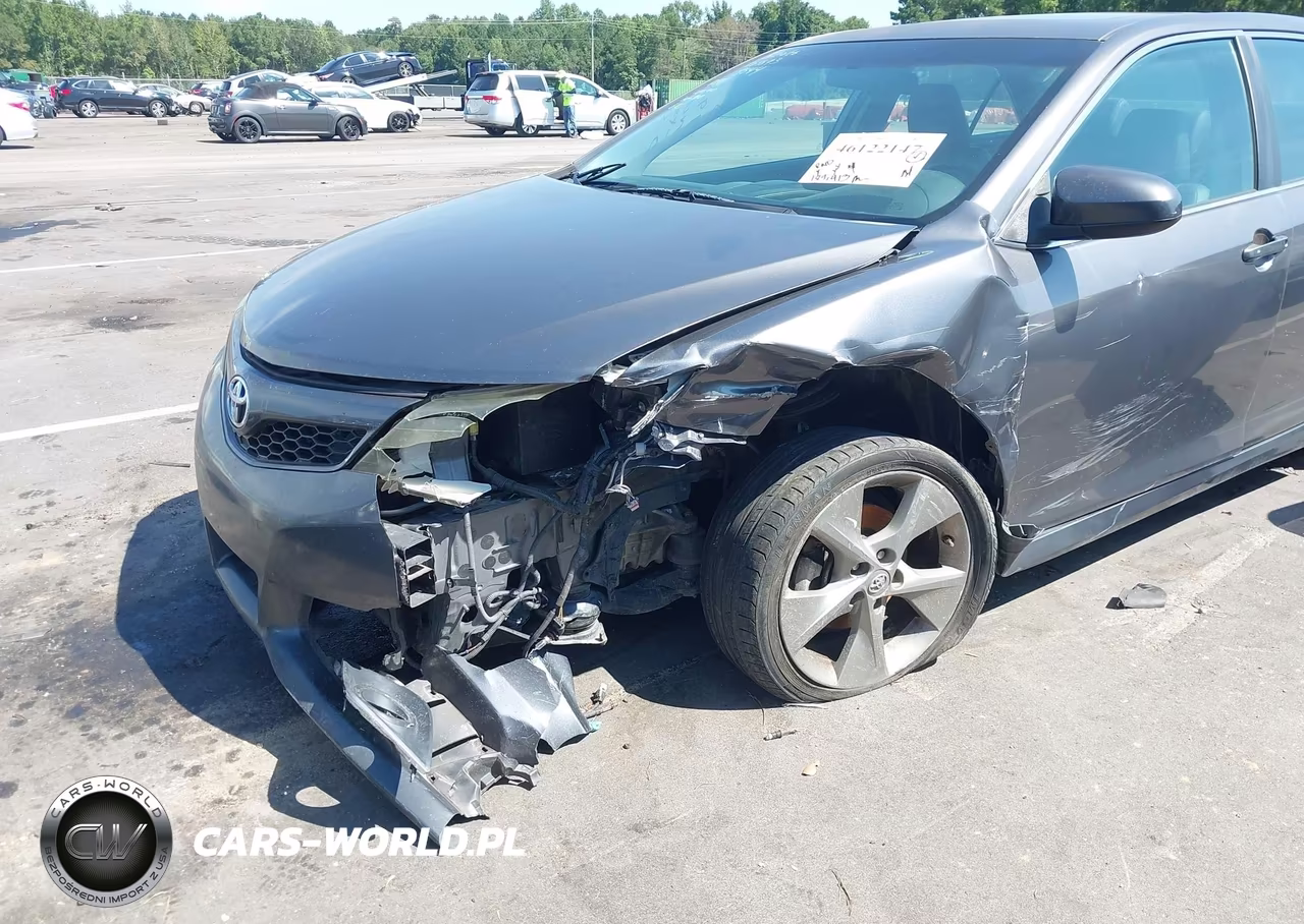 2014 Toyota Camry Se Sport VIN:4T1BF1FKXEU729544 - 6