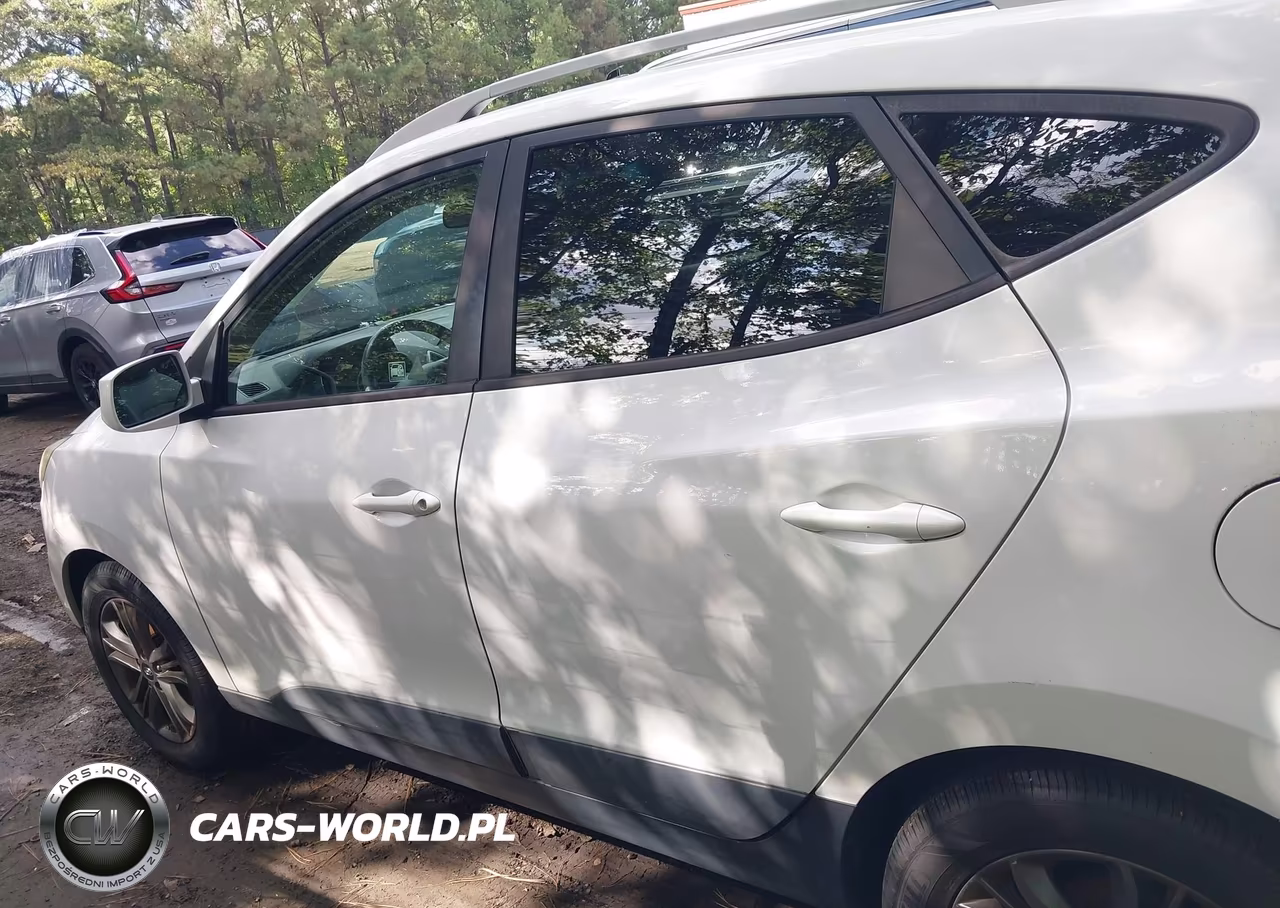 2015 Hyundai Tucson Se VIN:KM8JU3AG2FU078010 - 14