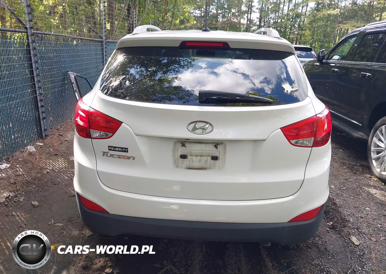 2015 Hyundai Tucson Se VIN:KM8JU3AG2FU078010 - 16