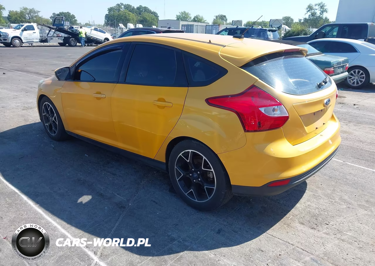 2012 Ford Focus Se VIN:1FAHP3K21CL407395 - 3