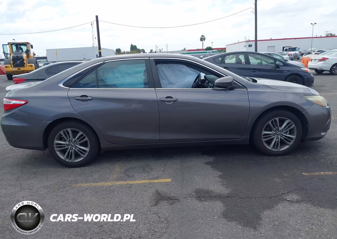 2016 Toyota Camry Se VIN:4T1BF1FK4GU157566 - 13