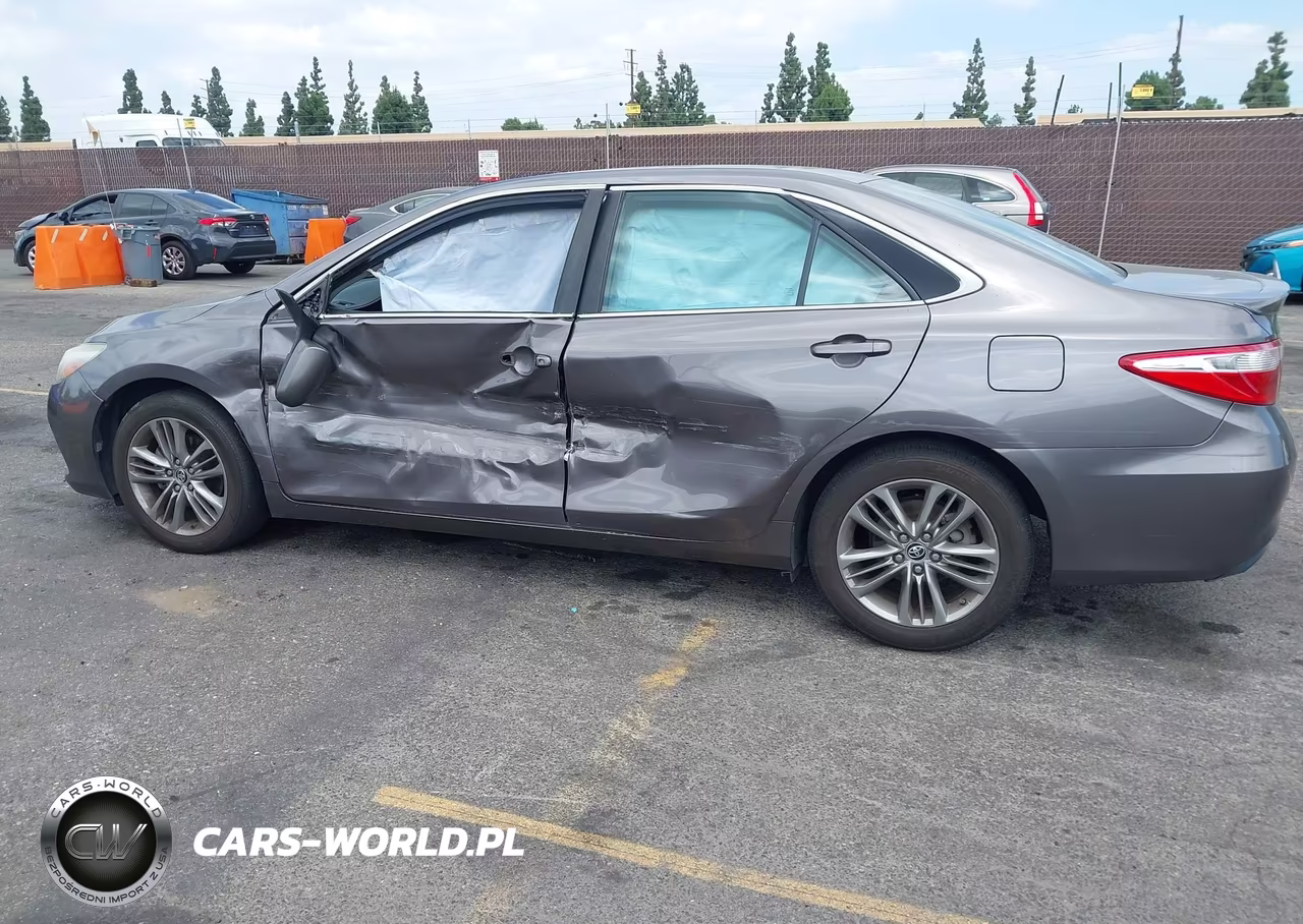 2016 Toyota Camry Se VIN:4T1BF1FK4GU157566 - 14