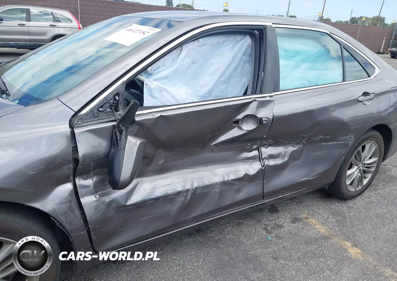 2016 Toyota Camry Se VIN:4T1BF1FK4GU157566 - 6