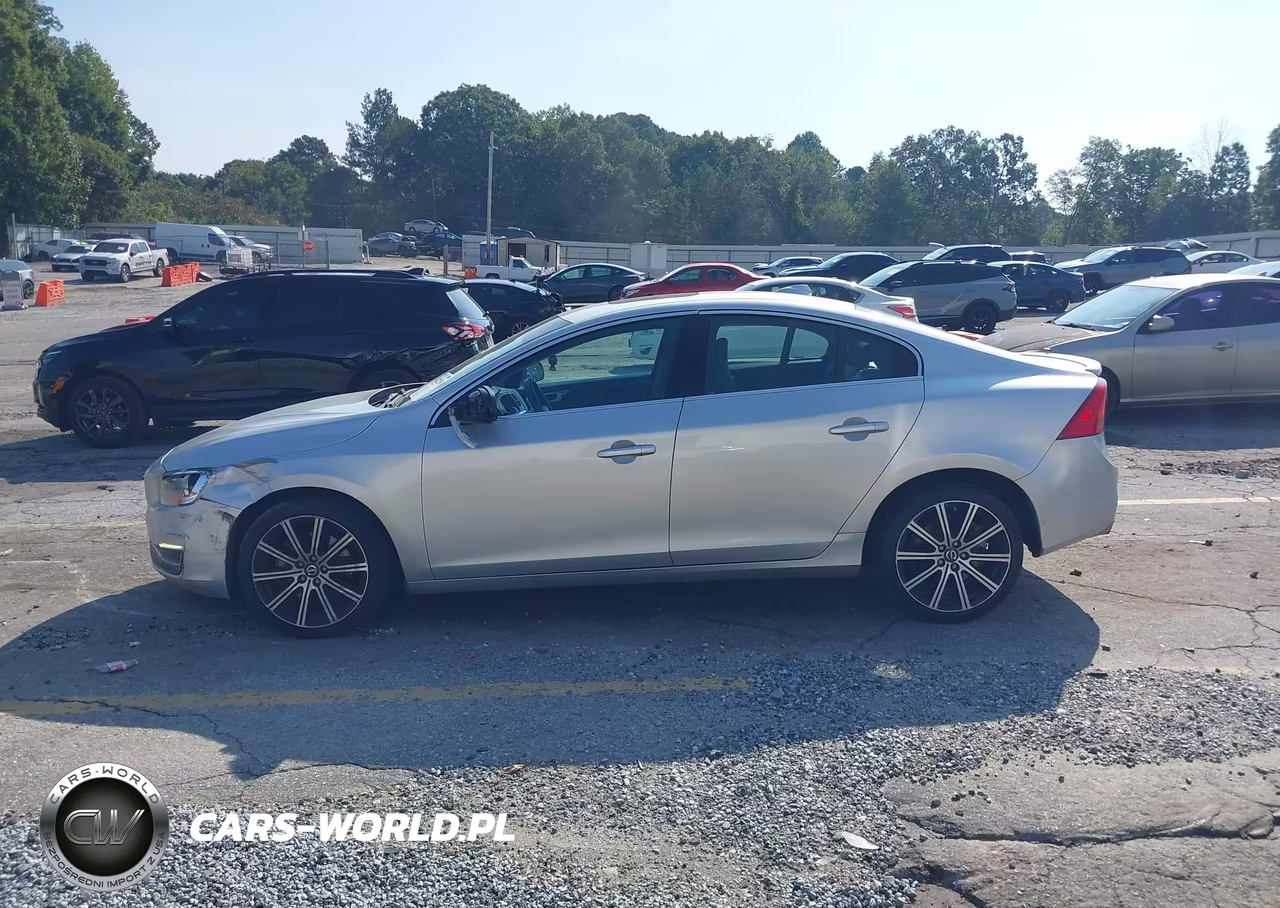 2014 Volvo S60 T5 VIN:YV1612FS5E2270438 - 14