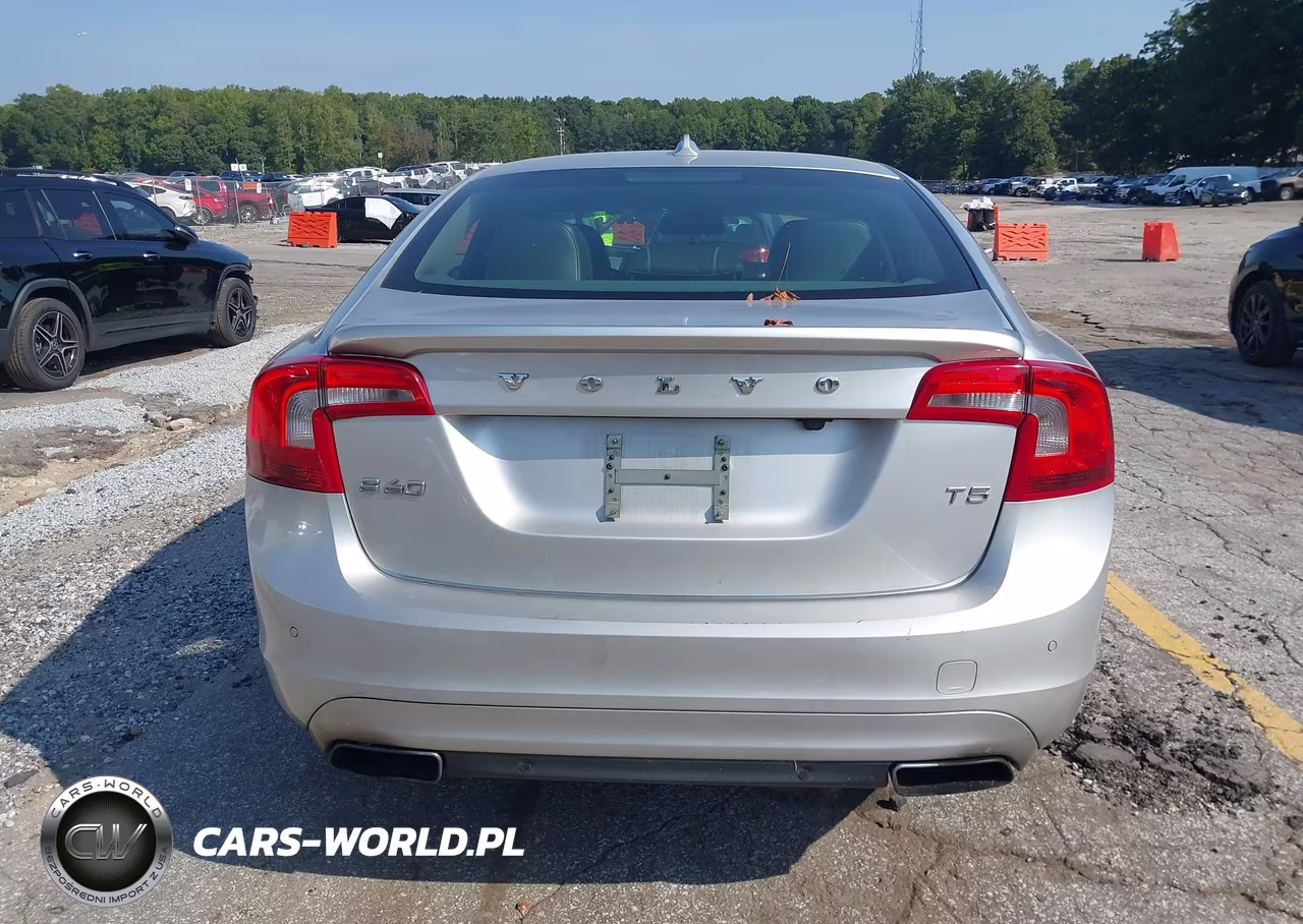 2014 Volvo S60 T5 VIN:YV1612FS5E2270438 - 16
