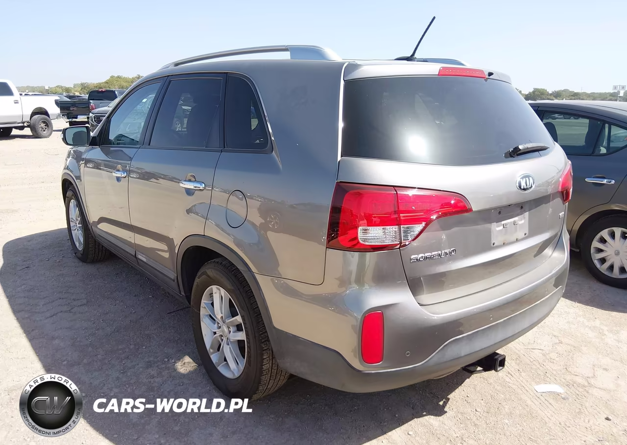 2014 Kia Sorento Lx VIN:5XYKT4A6XEG458317 - 3