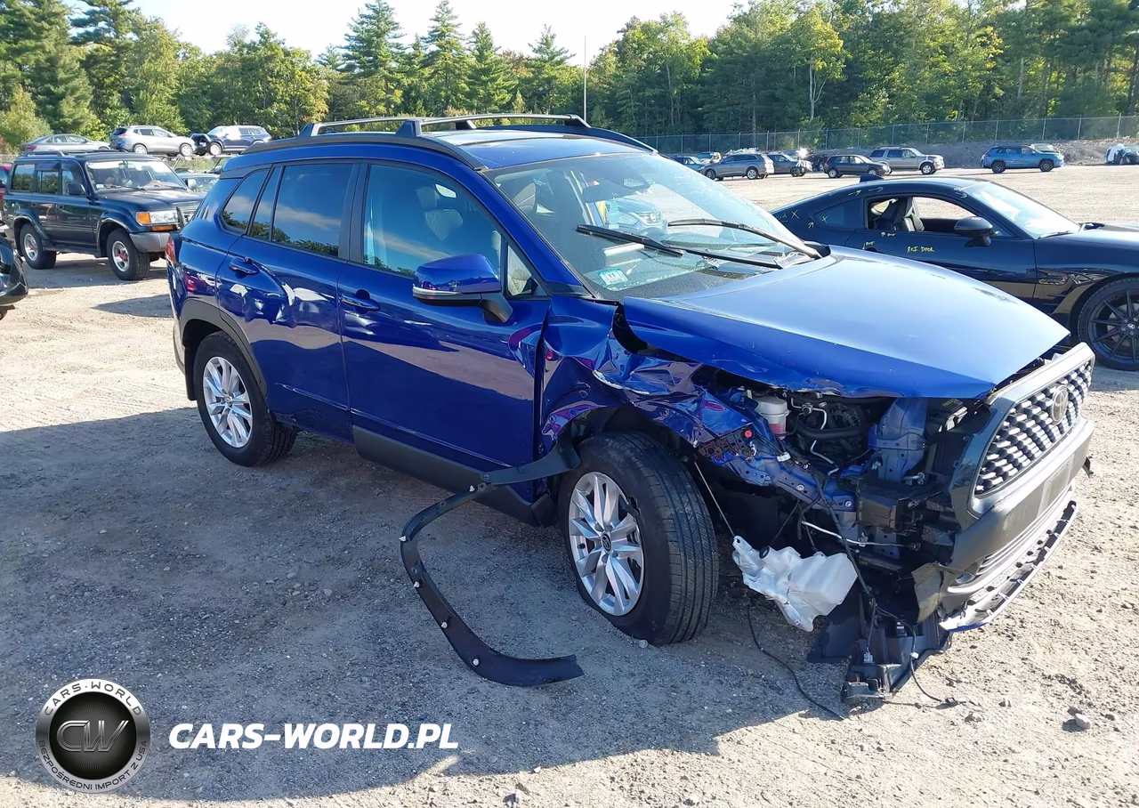 2024 Toyota Corolla Cross Le