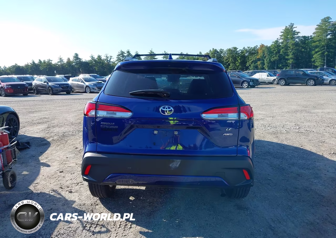 2024 Toyota Corolla Cross Le VIN:7MUBAABG0RV115705 - 17
