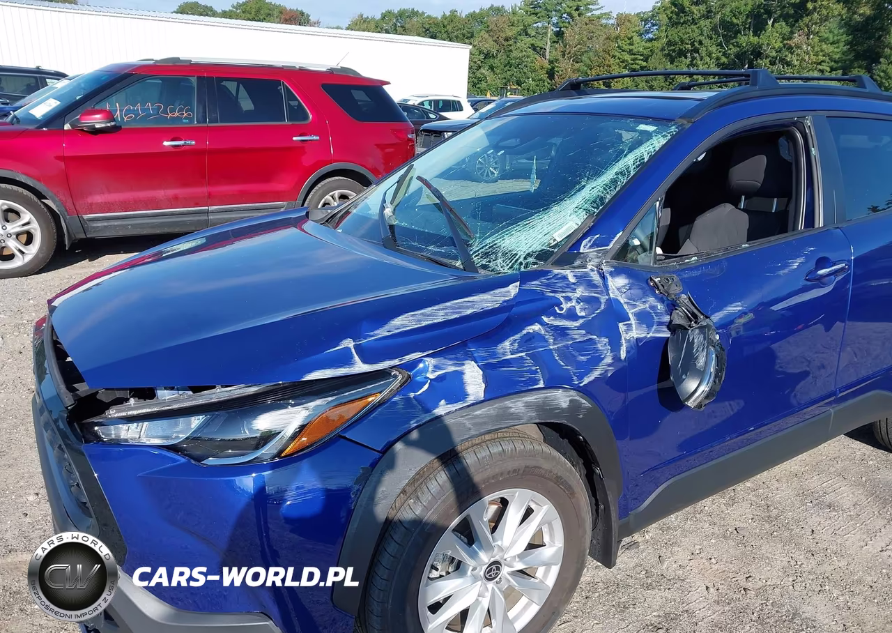 2024 Toyota Corolla Cross Le VIN:7MUBAABG0RV115705 - 19