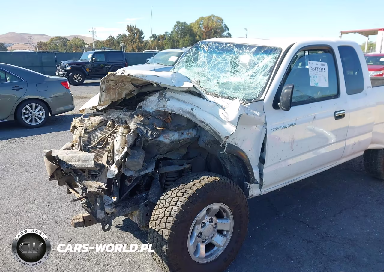 2000 Toyota Tacoma Base V6 VIN:4TAWN72N0YZ680773 - 14