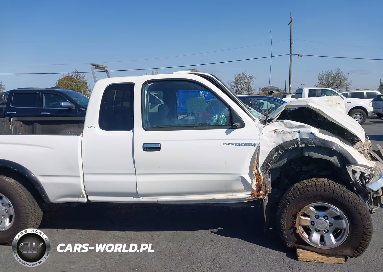 2000 Toyota Tacoma Base V6 VIN:4TAWN72N0YZ680773 - 18