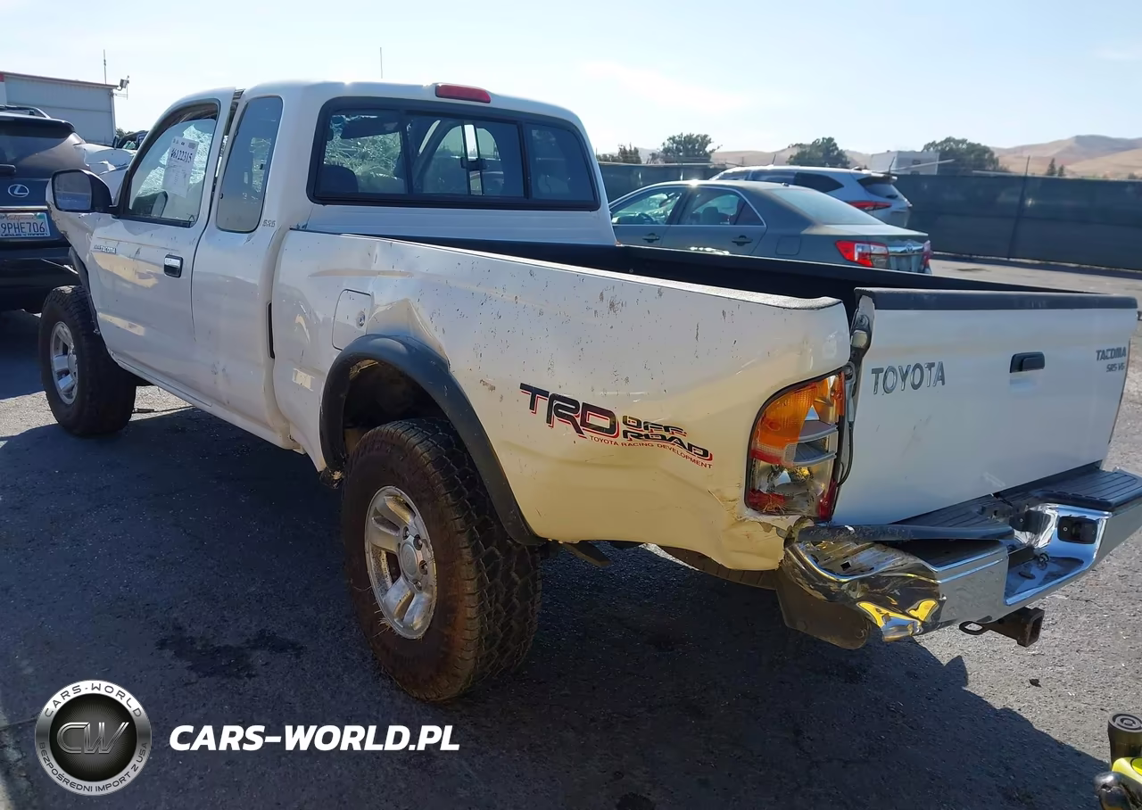 2000 Toyota Tacoma Base V6 VIN:4TAWN72N0YZ680773 - 3