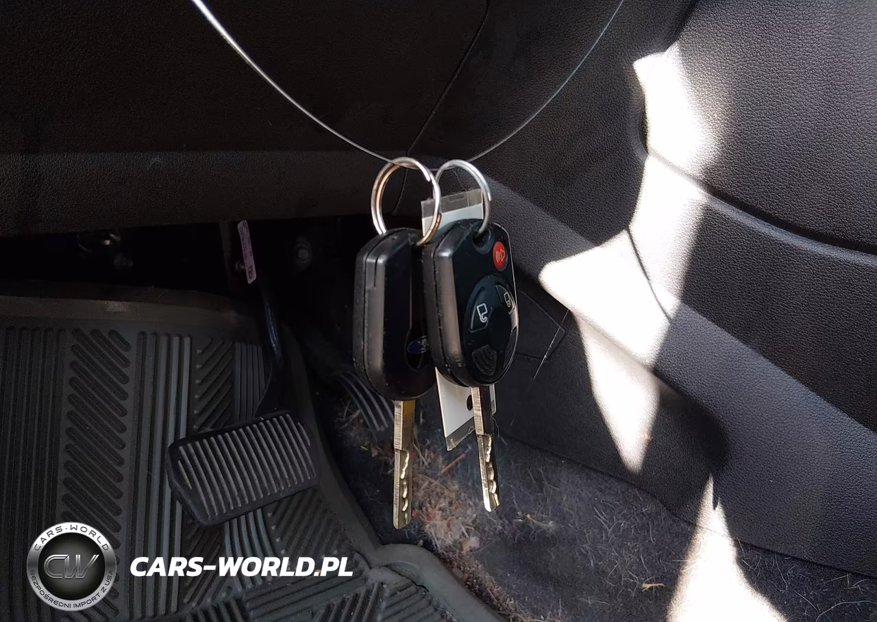 2013 Ford Escape S VIN:1FMCU0F73DUD33616 - 11