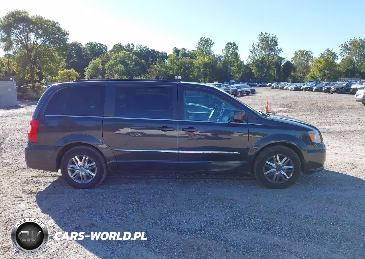 2011 CHRYSLER TOWN & COUNTRY TOURING VIN:2A4RR5DG0BR697948 - 13