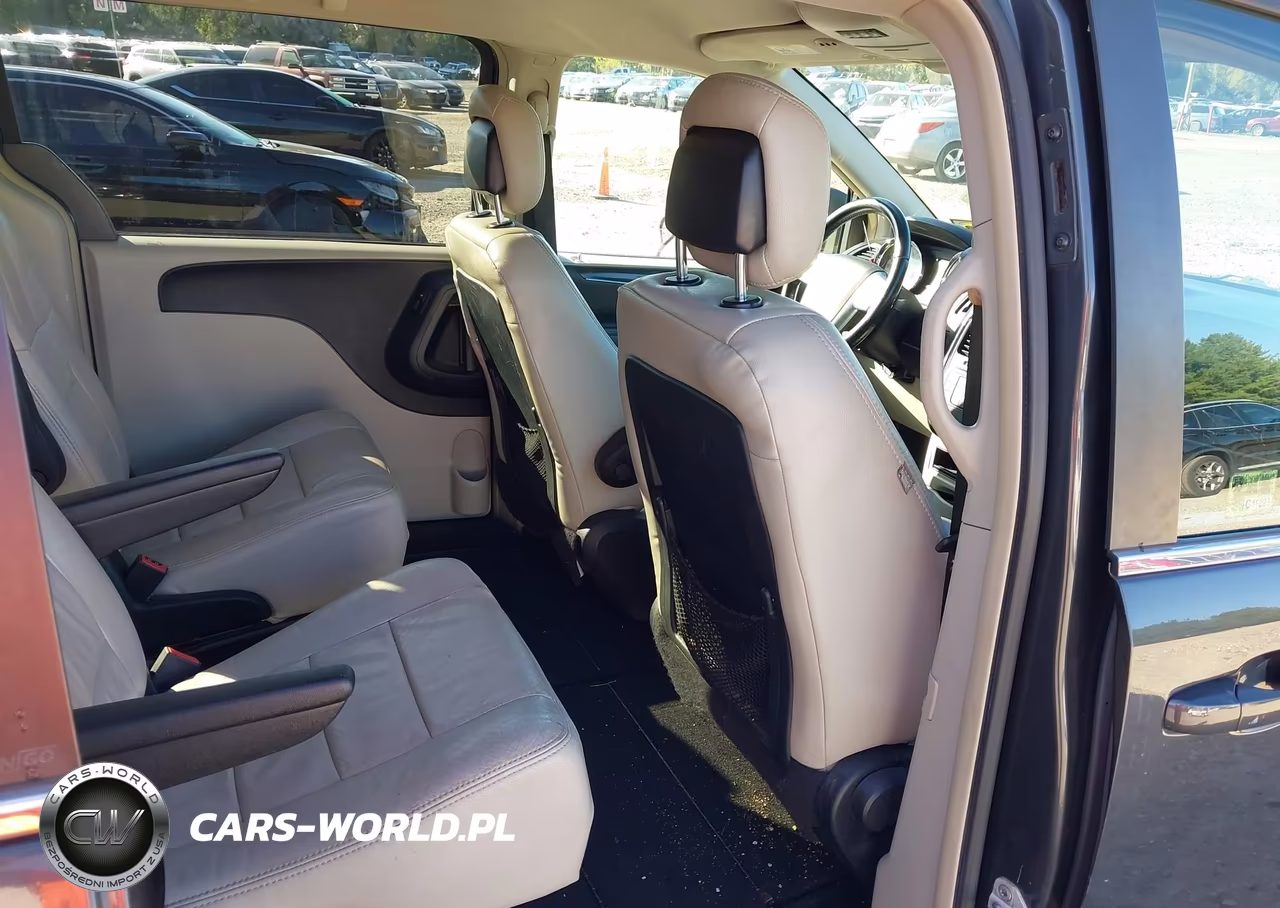 2011 CHRYSLER TOWN & COUNTRY TOURING VIN:2A4RR5DG0BR697948 - 8